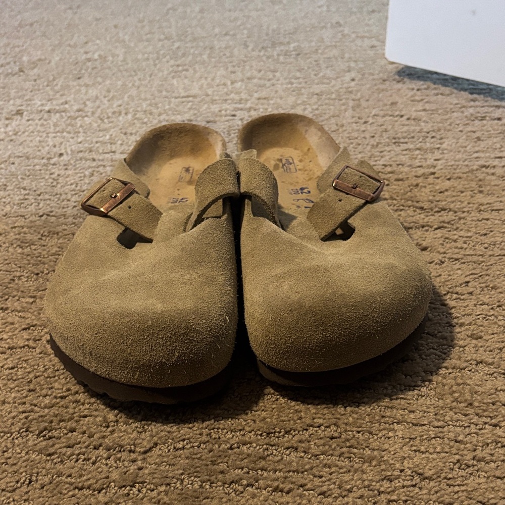 Tan Birkenstock